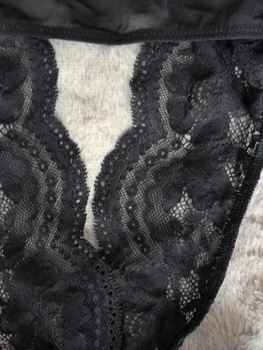 La SENZA Black Lace Plunge Teddy Bodysuit - Picture 11 of 13